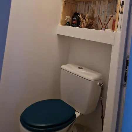 - Chateau Mi-chemin Centre Et Gare *