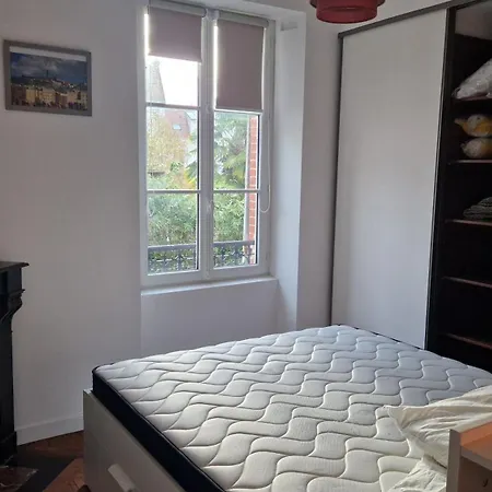 - Chateau Mi-chemin Centre Et Gare Lägenhet